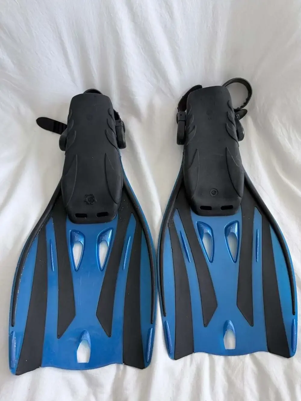U.S. Divers Jr Pro Blue and Black Snorkeling Swim Fins with Mesh Bag